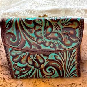 Patricia Nash wallet